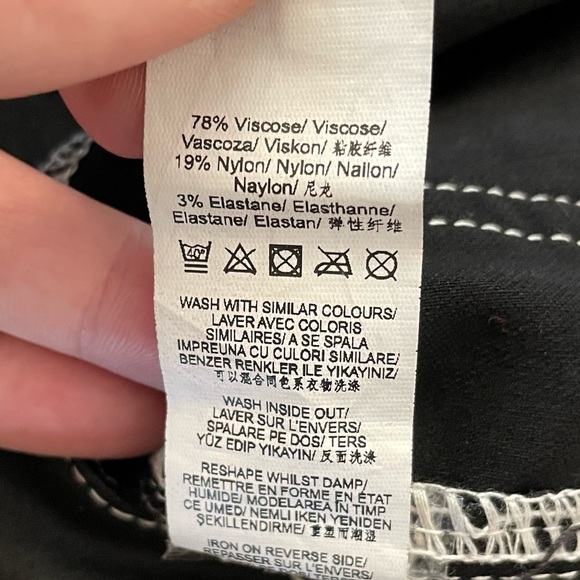 Missguided High Waisted Coated Skinny Pants, Size 4 - Picture 7 of 7